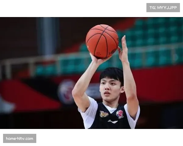 高位手递手与无球跑动成进攻发起主流，战术执行力要求提高